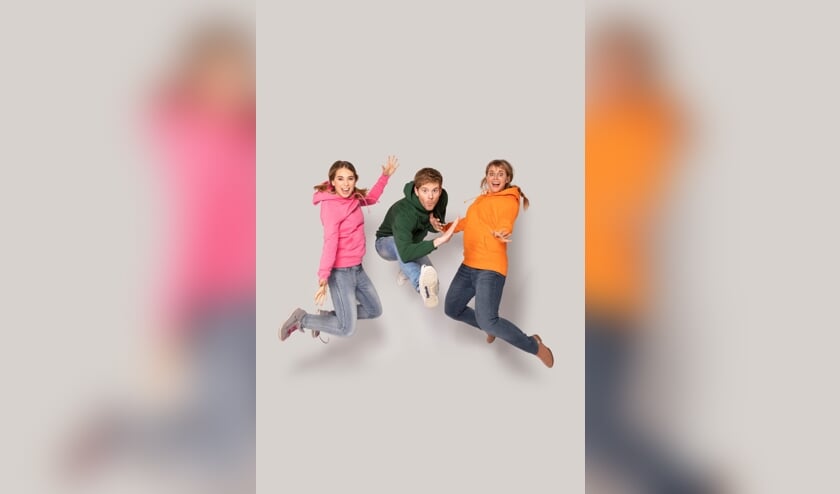 <p>‘Kletskousen’ is een snelle, interactieve en muzikale voorstelling vol humor, leuke liedjes en gekke sketches. </p>
