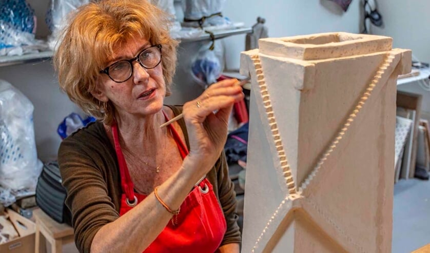 <p>Gabri Collard is een van de dertig vrijteijdskunstenaars.</p>