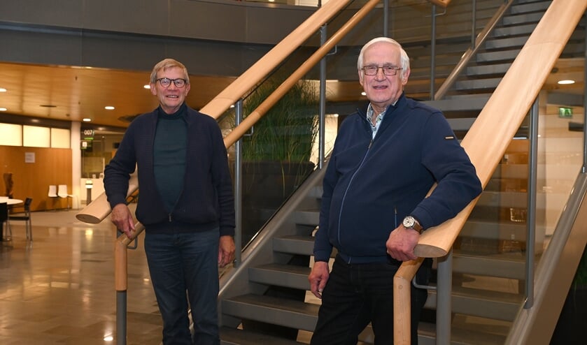 Voorzitter Jo Jansen (links) en Jan van Dongen (rechts) van de cliëntenraad Maasziekenhuis zijn op zoek naar nieuwe leden.
