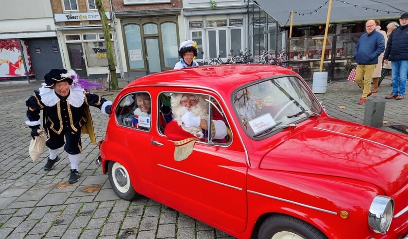 <p>Sinterklaas deed afgelopen zaterdag alvast zijn inkopen in de Bossche binnenstad.</p>