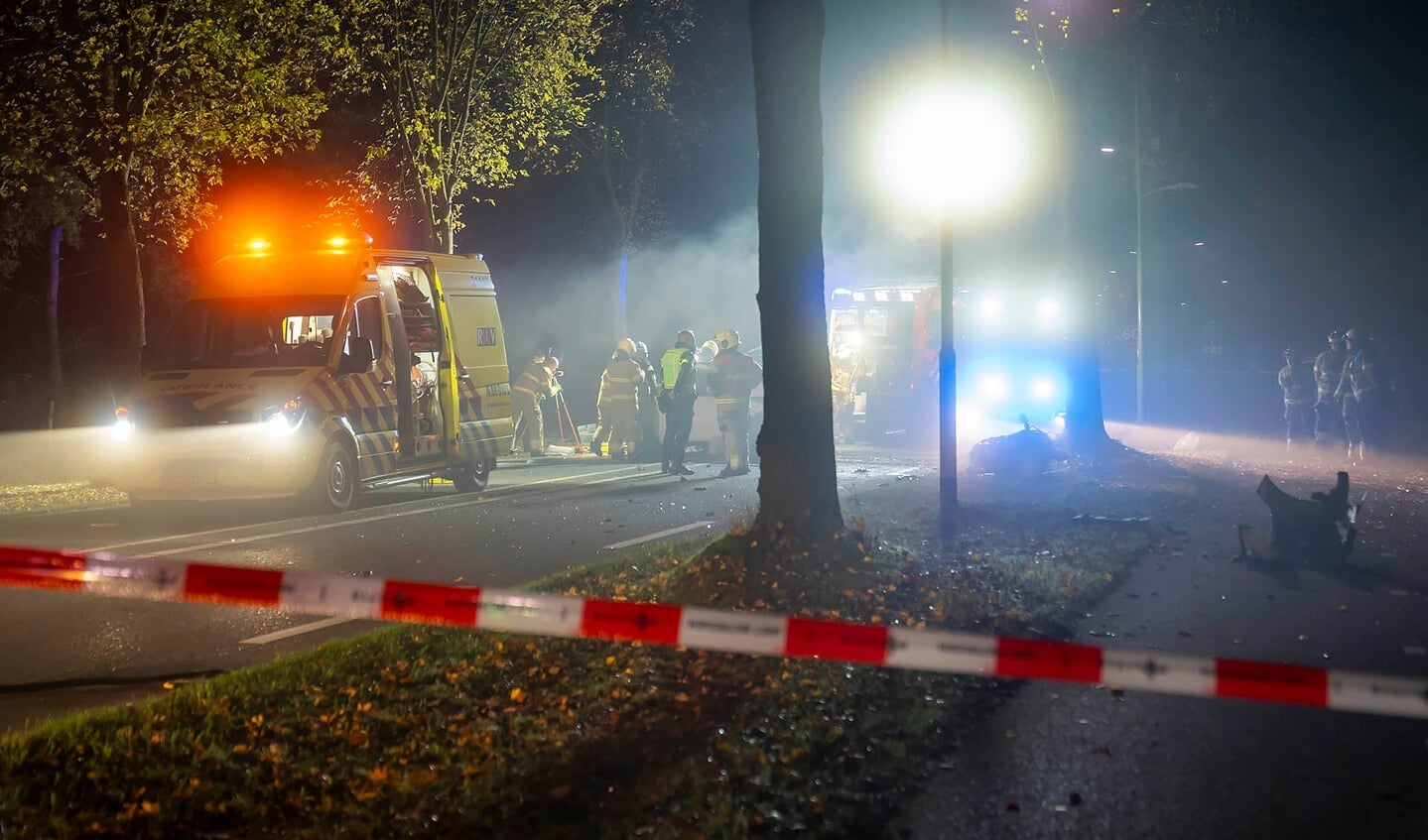 Ernstig ongeval op de Nieuwe Hescheweg. (Foto: Gabor Heeres, Foto Mallo)