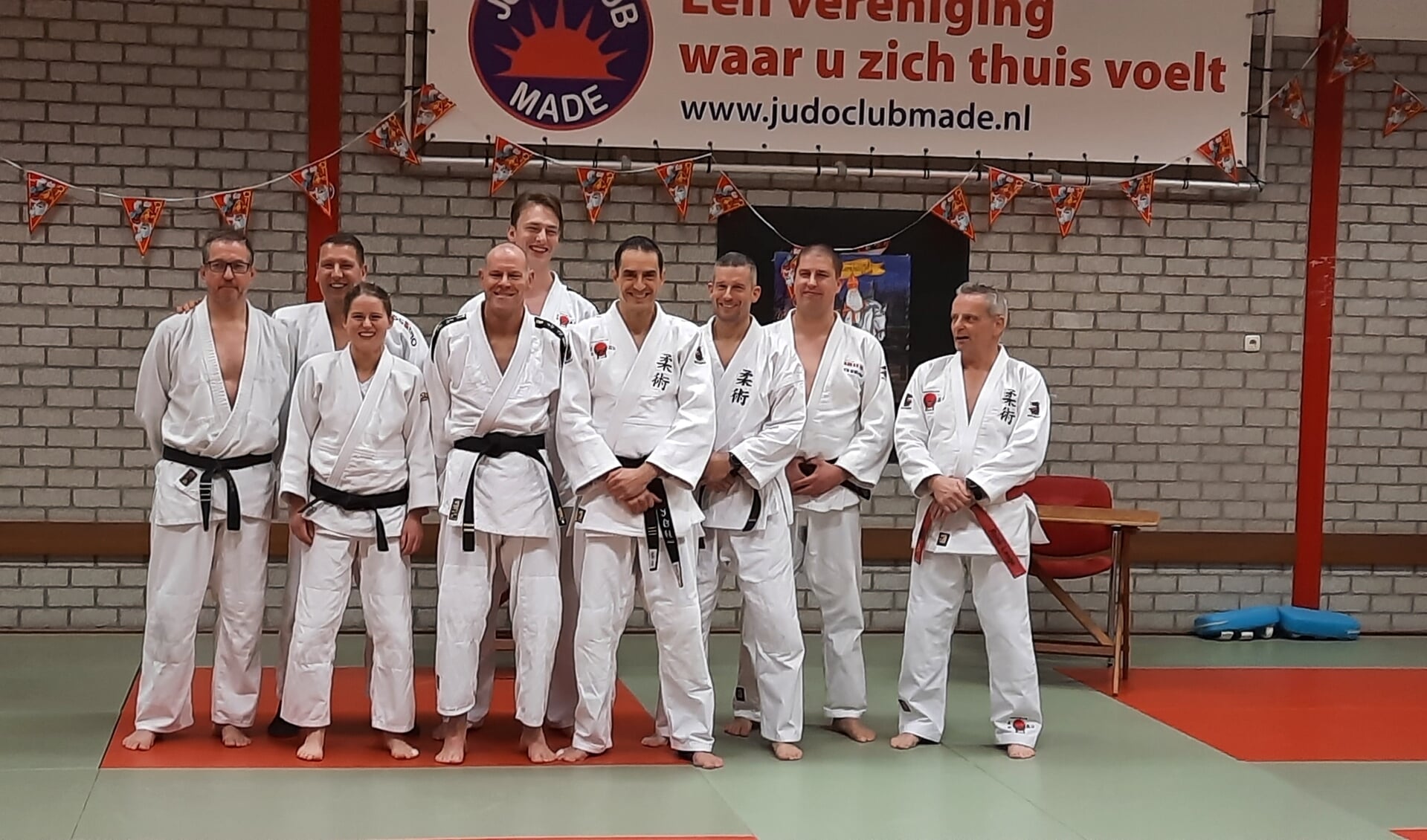 Twee leden van jiu jitsu vereniging Kihon uit Cuijk zijn afgelopen week geslaagd voor de tweede en derde dan jiu-jitsu