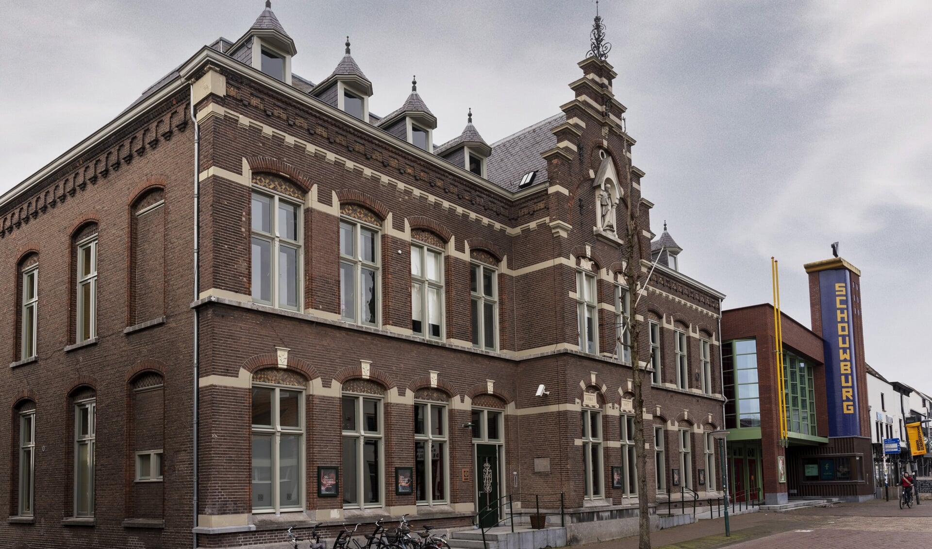 Het voormalige fraterhuis naast de Cuijkse schouwburg. (Foto: Jan Meijs).