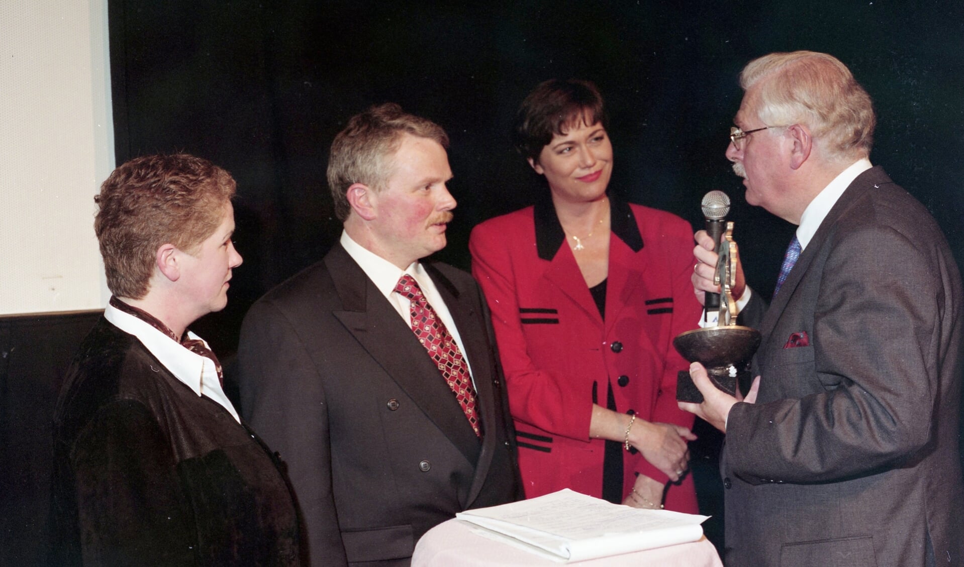 De eerste Ondernemersprijs werd in 1996 uitgereikt aan slagerij Meulepas.