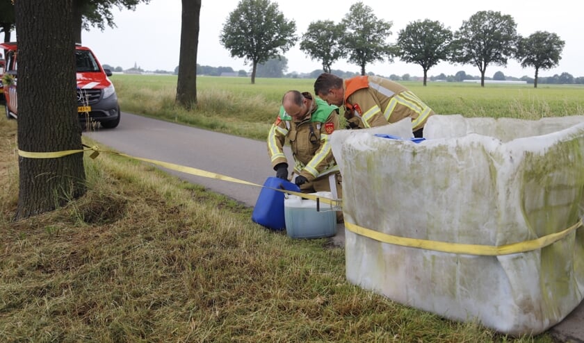 De gevonden vaten bleken afgelopen olie te bevatten.