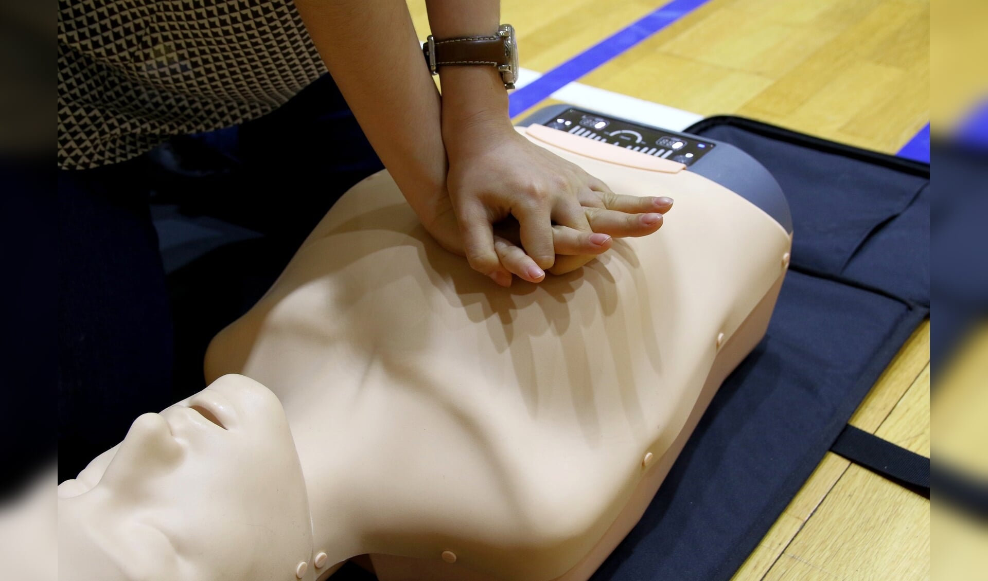 Dit jaar start er een nieuwe EHBO- en AED-cursus.