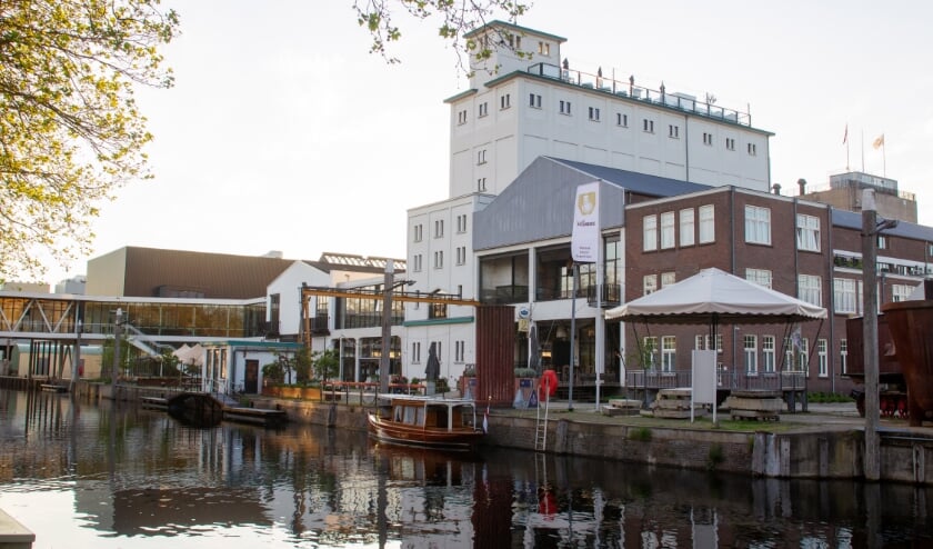 <p>De Blauwe Kei krijgt een theater aan de kade.</p>