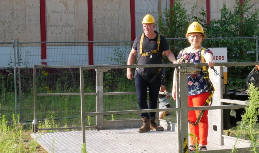 Het was voor Marietje van Vonderen een totale verrassing dat ze even een kijkje mocht nemen op het dak.