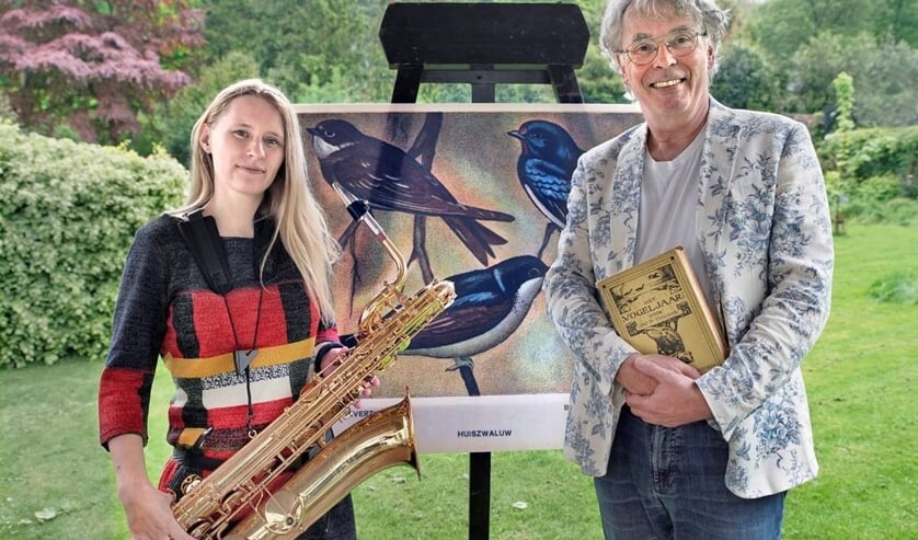 <p>Samen met Inga Rothammel brengt Frank Nielander een eerbetoon aan Jac. P. Thijsse.</p>