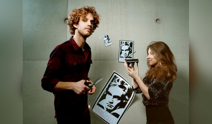 <p>Floris Kortie en Vera Kooper nemen je mee in de wereld van Ludwig van Beethoven. (Foto: Merlijn Doomern)</p>