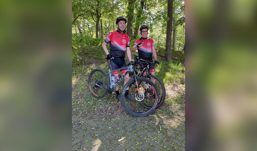 Chris Schouten en Marc Jacobs zijn druk aan het trainen voor 'Duchenne Heroes'.