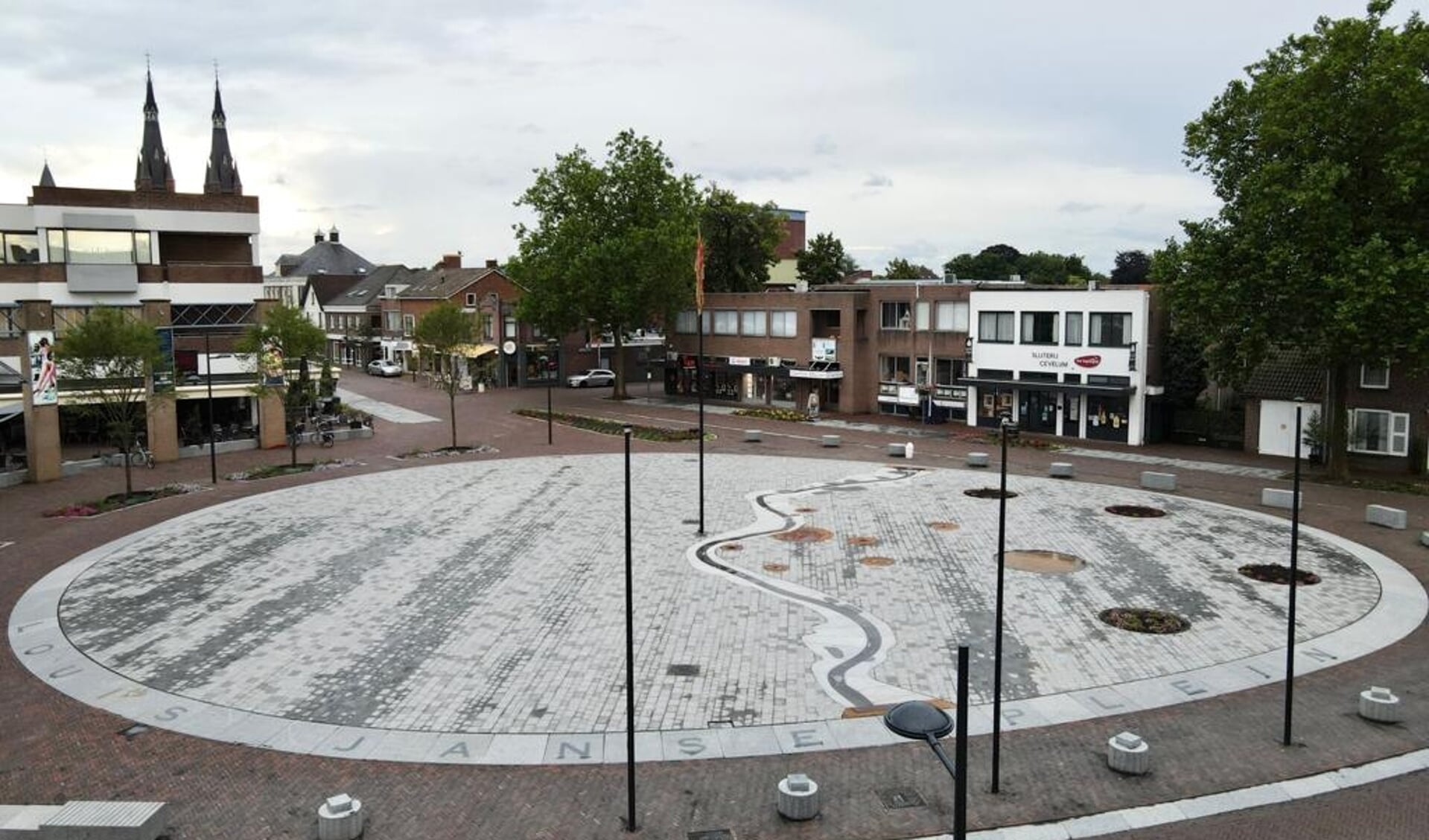 Het Louis Jansenplein in Cuijk is volledig gerestaureerd.
