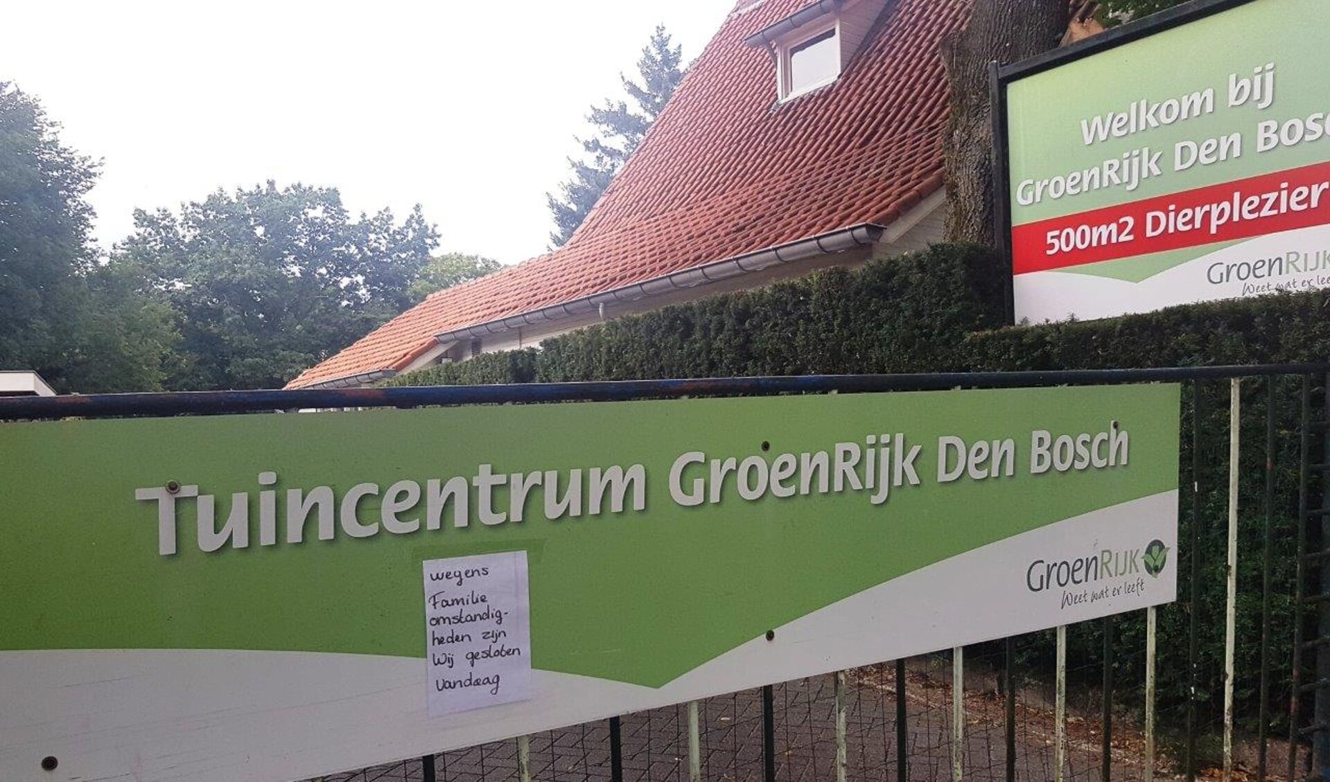 Tuincentrum GroenRijk aan de Graafseweg 244 in Den Bosch is vandaag logischerwijs gesloten.