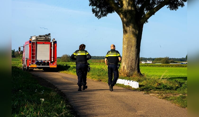 Vaten drugsafval gevonden in Berghem en Megen. (Foto: Gabor Heeres, Foto Mallo)