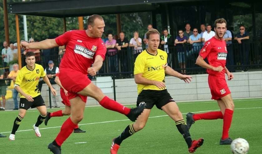 Leones - Berghem Sport. (Foto: Jo van Herpen)