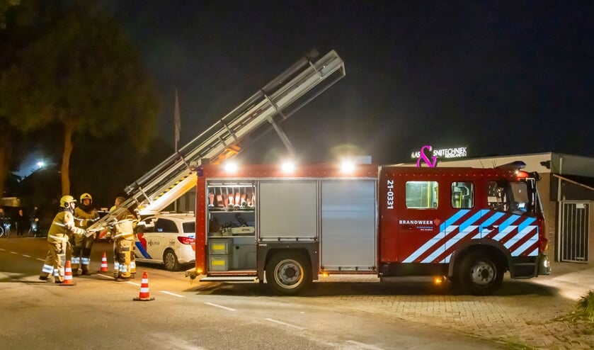 Brandweer in de Maaskade. (Foto: Charles Mallo, Foto Mallo)