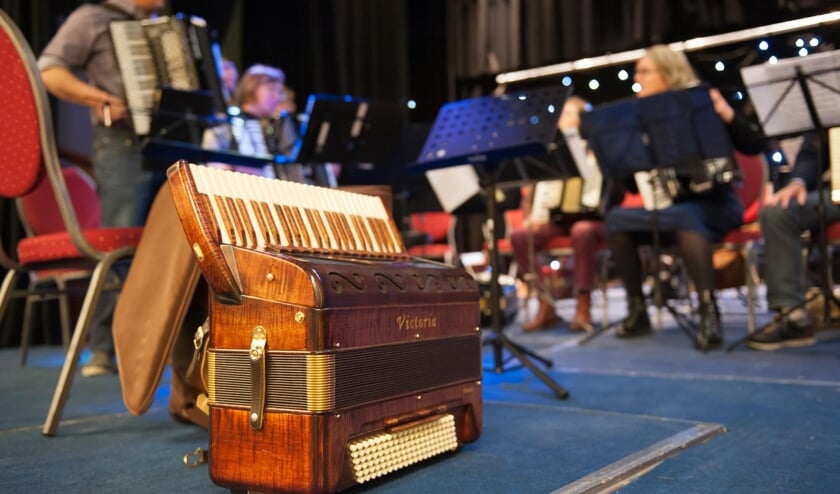 <p>Accordeonorkest Jheronimus uit Den Bosch verzorgt aanstaande zondag een concert in de kiosk van Nuland.</p>