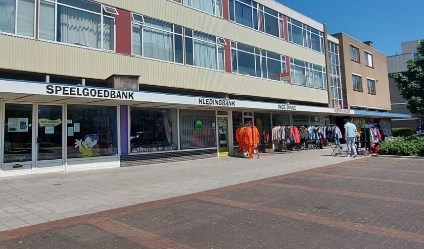 <p>Uiterlijk 15 september moet Kleding- en Speelgoedbank Den Bosch de panden aan de Kooikersweg verlaten.</p>