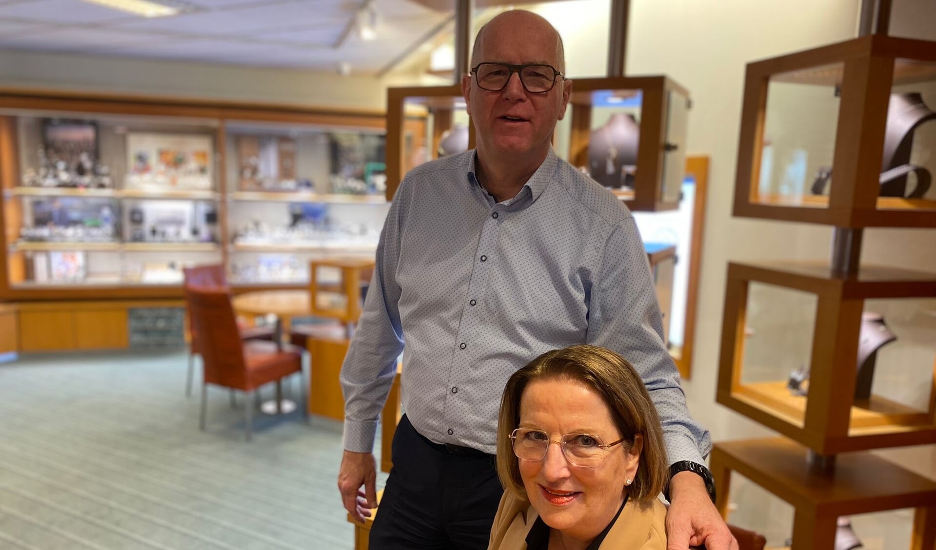 Geer en Marianne Verlinden stoppen na 36 jaar met Juwelier Verlinden in Sint Hubert. 'Het besluit heeft ons zelf ook wat verrast. Medio november hebben we de knoop doorgehakt.'