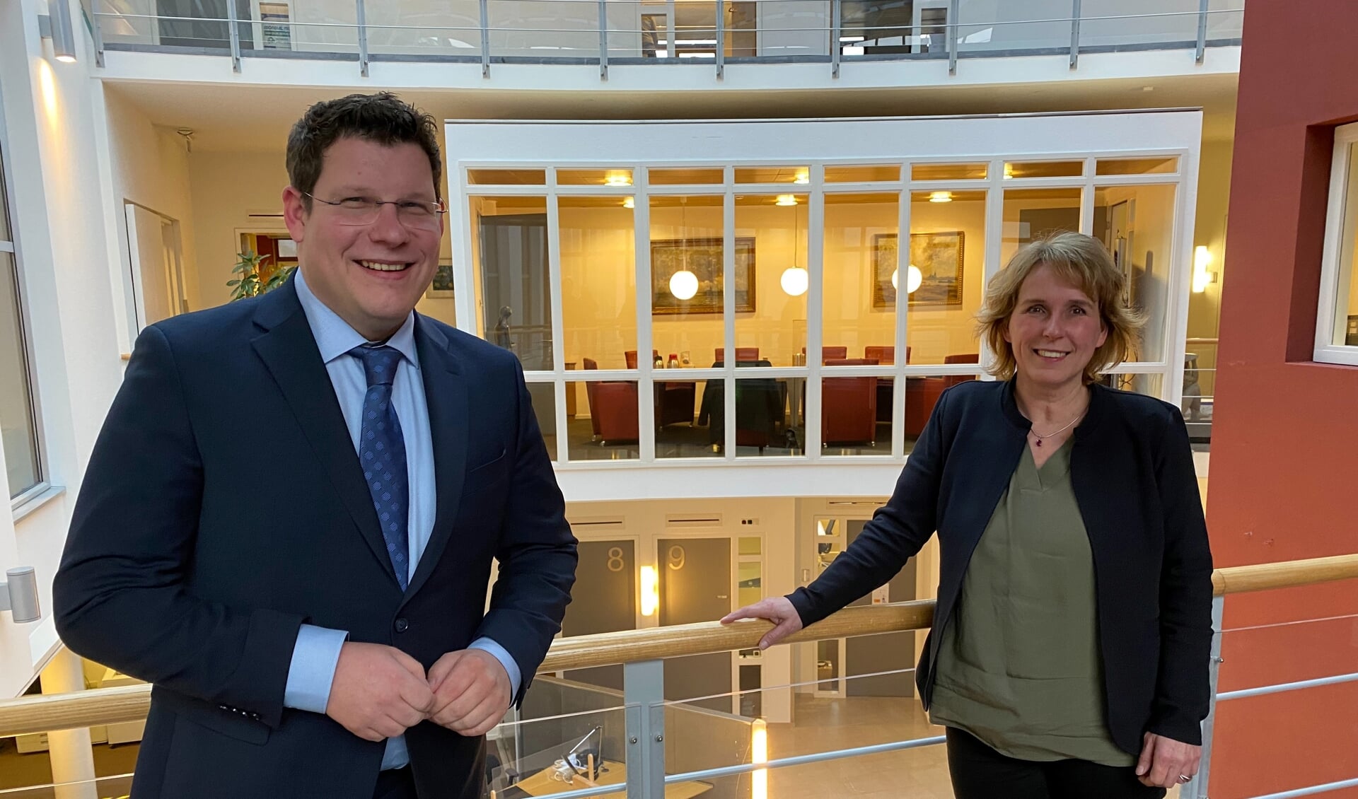 De nieuwe politieke gezichten in het Land van Cuijkse college van B en W: CDA'er Mark Janssen-van Gaal en Antoinette Maas van GroenLinks/PvdA.