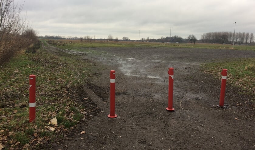 Voetbalstadion…Knokert…Dorshout? Sport verbroedert…