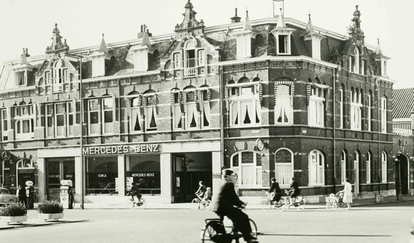 <p>Deze foto van het hoekpand aan de Stationsweg en de Havensingel is gemaakt op 24 april 1959. (Foto: collectie Erfgoed ’s-Hertogenbosch)</p>