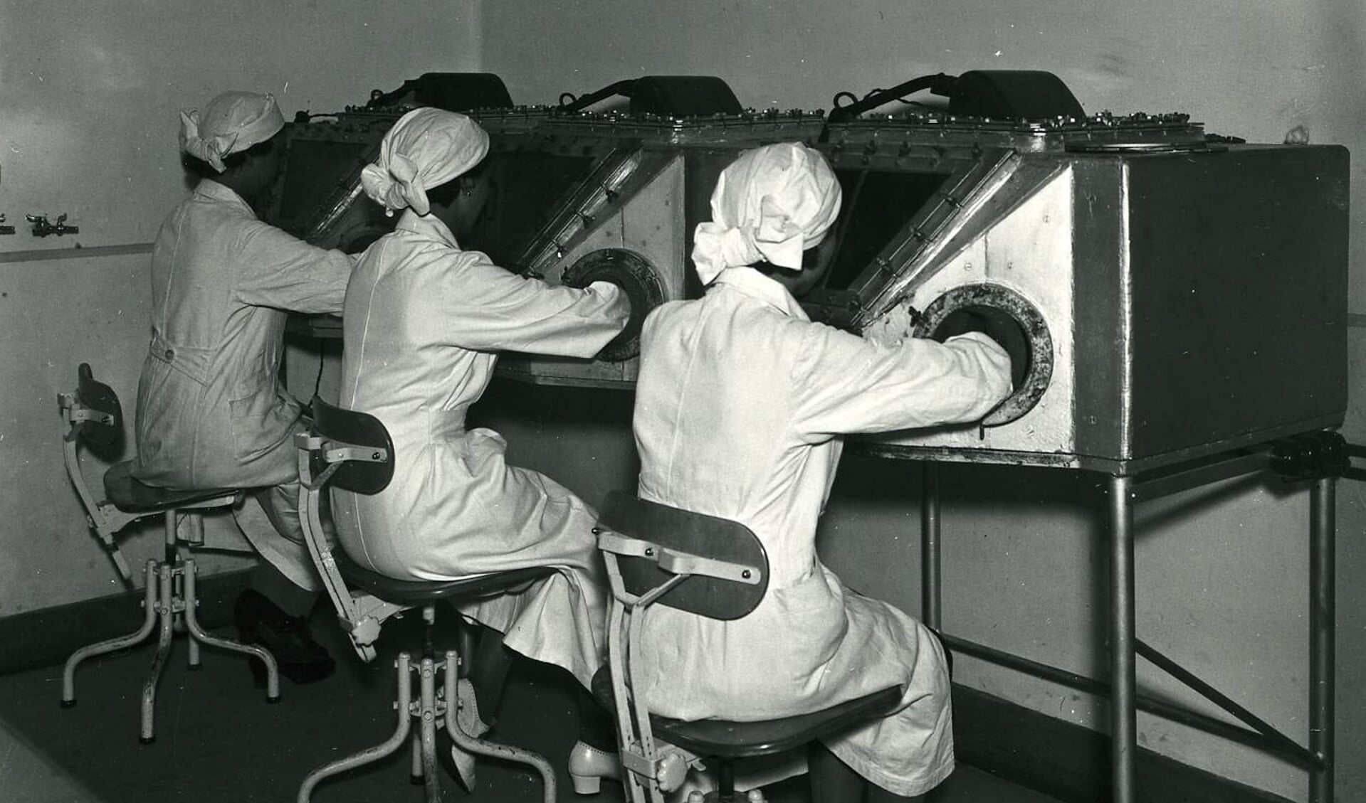 De sterilisatieafdeling van Organon, 1939.