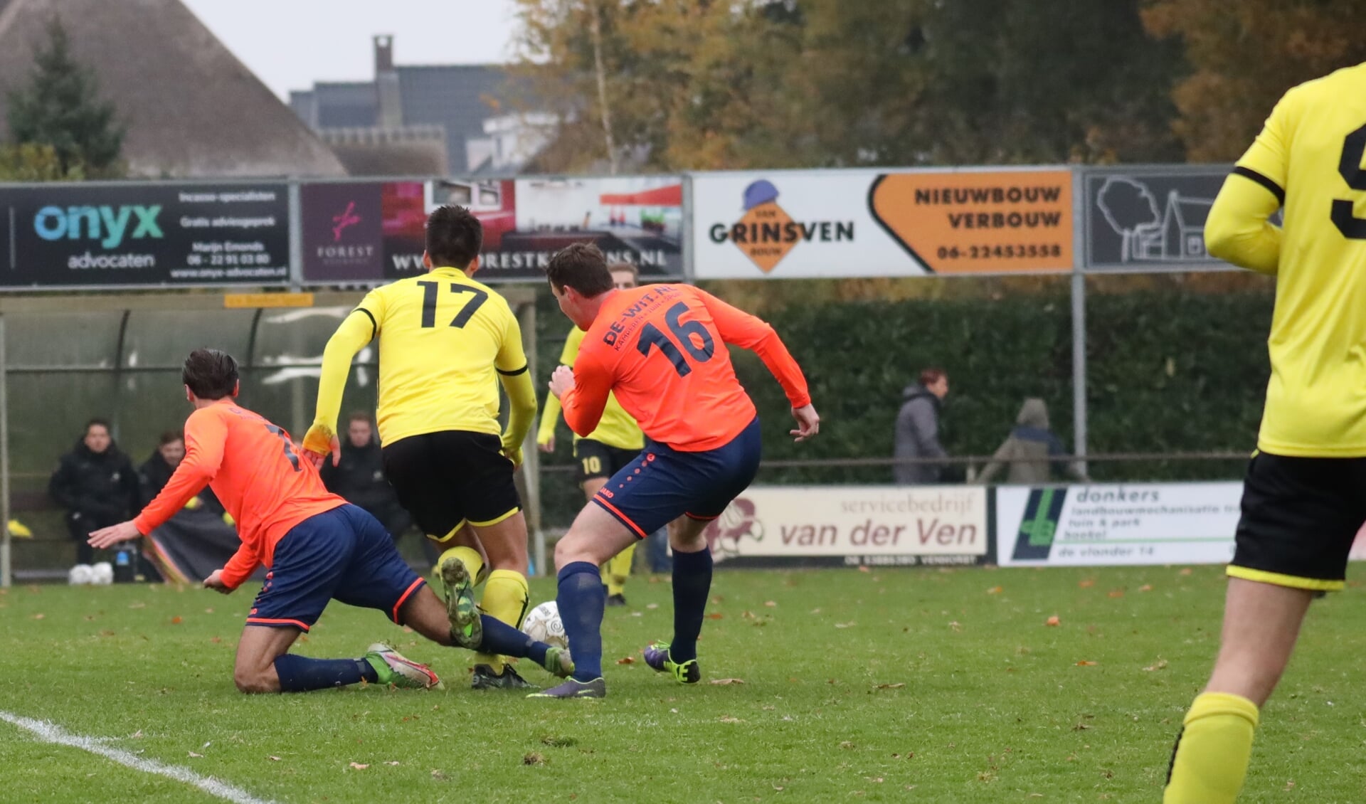 De wedstrijd tussen Boekel Sport en Schijndel werd vorige zondag na 45 minuten gestaakt. Donderdag eindigde de wedstrijd in 0-0.