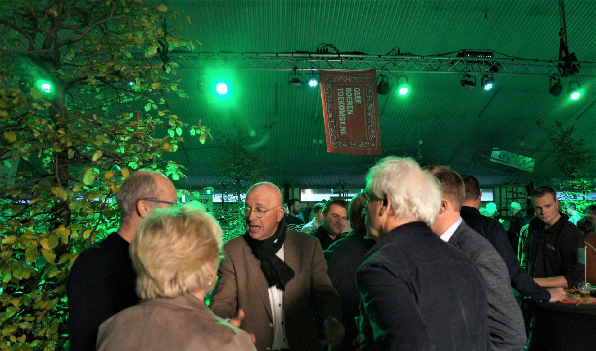Pierre Bos, voorzitter Visit Land van Cuijk, in gesprek met boeren.