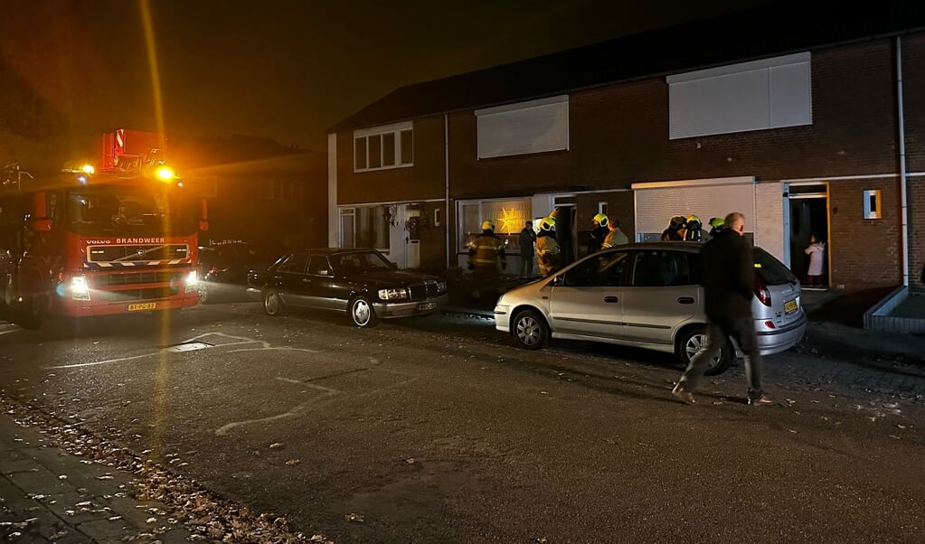 Veghelse Brandweer Rukt Uit Voor Schoorsteenbrand Aan Meester P.J ...