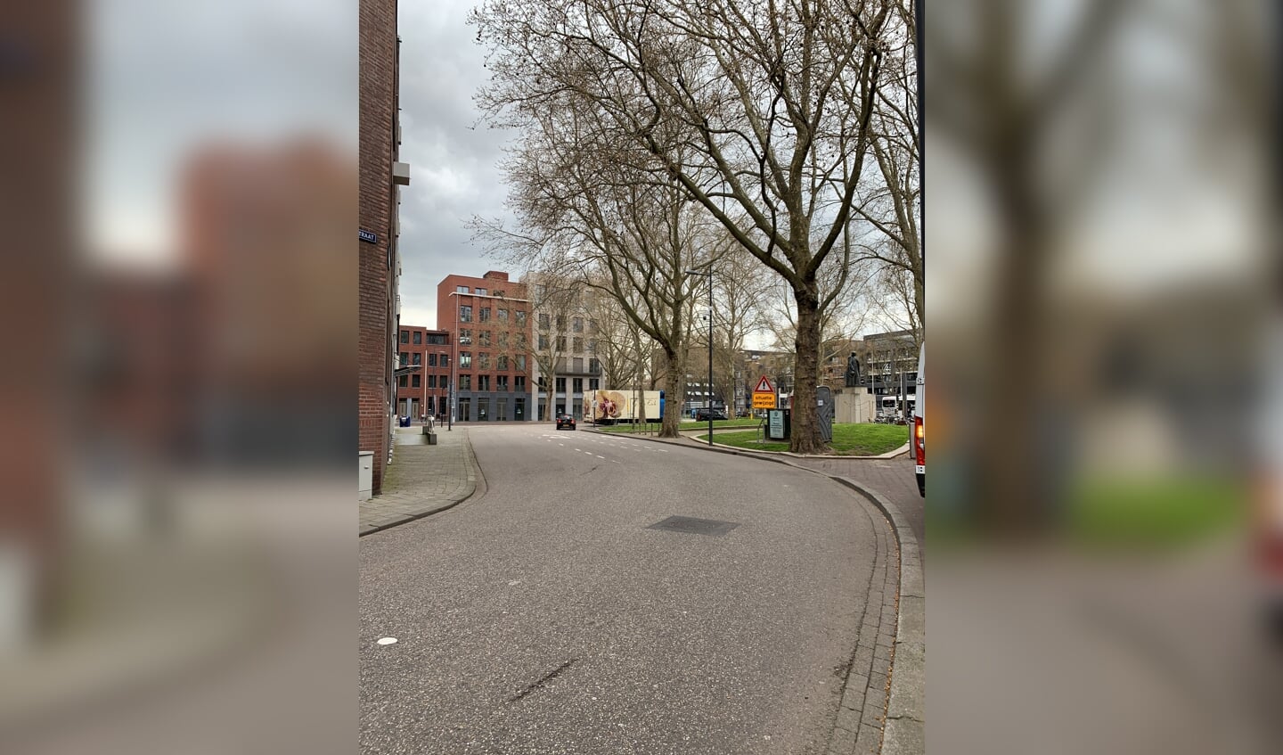 Het Kardinaal van Rossumplein anno 2022. Elke donderdag vind je op Instagram (@gemeenteshertogenbosch) nieuwe ‘toen en nu' foto's.