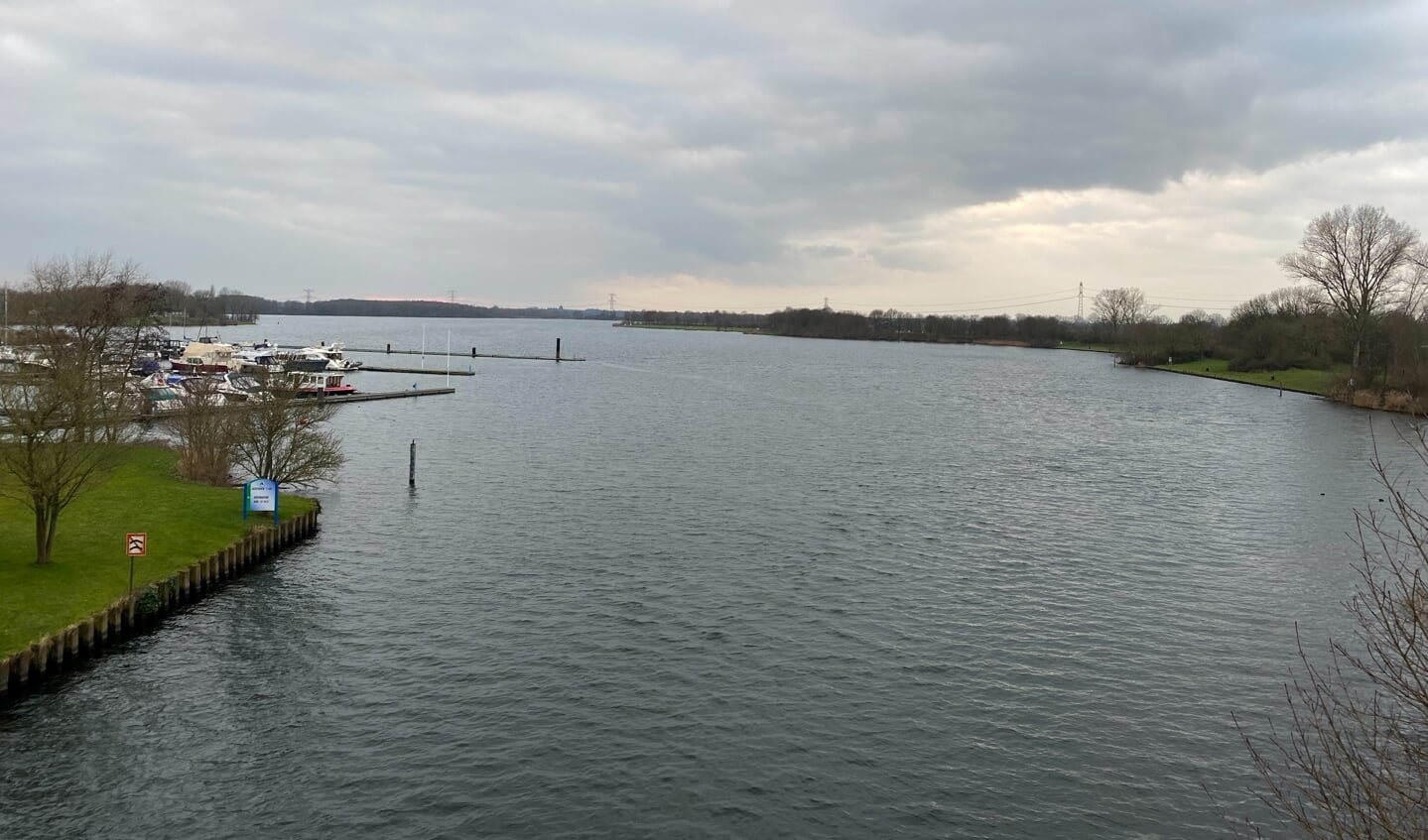 De Kraaijenbergse Plassen bij Linden.