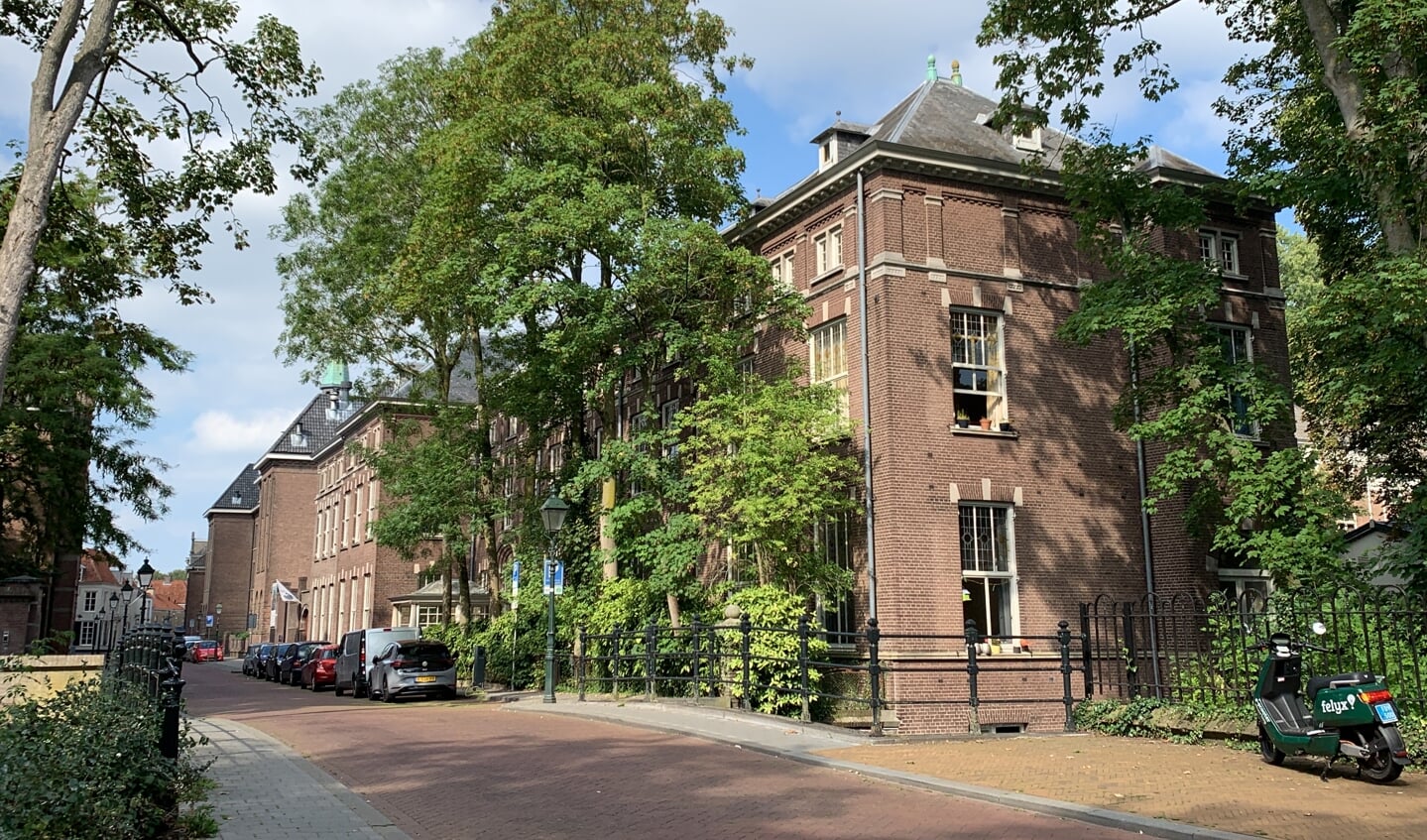 Foto van het rijksmonument ‘St. Joan de Deo’ aan de Papenhulst 26 in Den Bosch anno 2022. Collectie: Erfgoed 's-Hertogenbosch