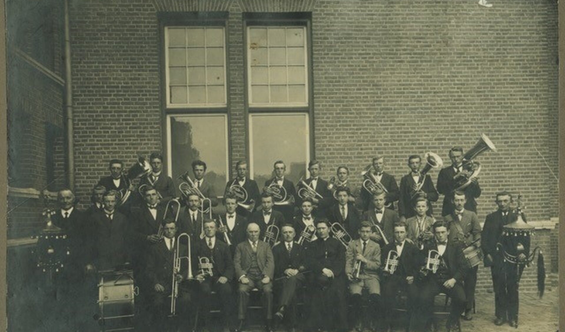 Fanfare OBK, oudst bekende foto op 29 juni 1925, bij een muziekconcours in Boxtel.