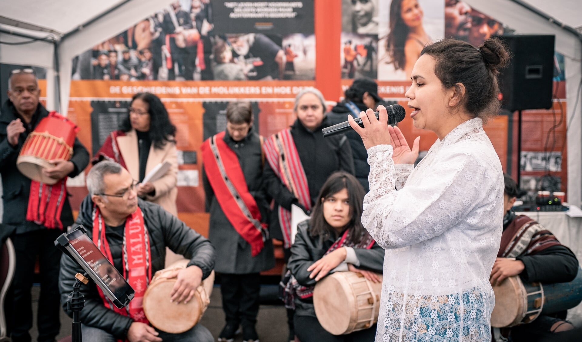 Tijdens de Pasar Maluku in Cuijk vinden verschillende muzikale optredens plaats. 