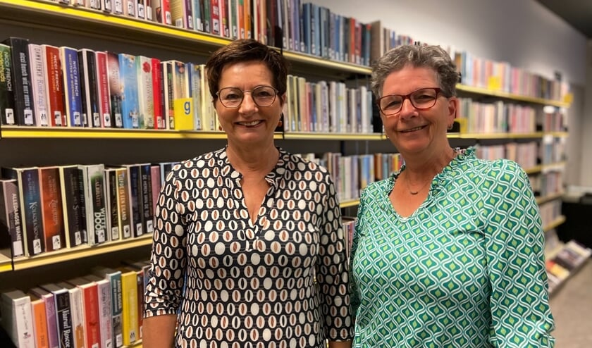 Marianne (l) en Corry hebben het altijd ontzettend naar hun zin gehad op hun werk.