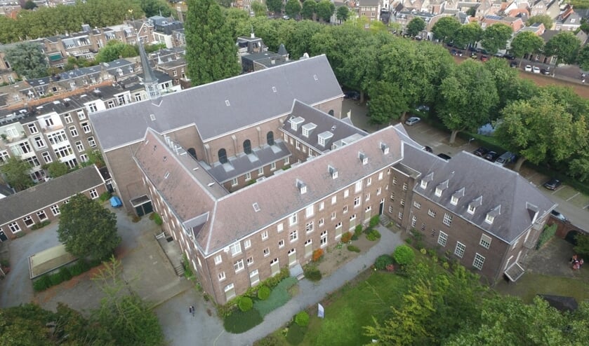 Stadsklooster San Damiano aan de Van der Does de Willeboissingel 11 in Den Bosch is op zondag 15 mei van 14.00 tot 16.00 uur geopend.  