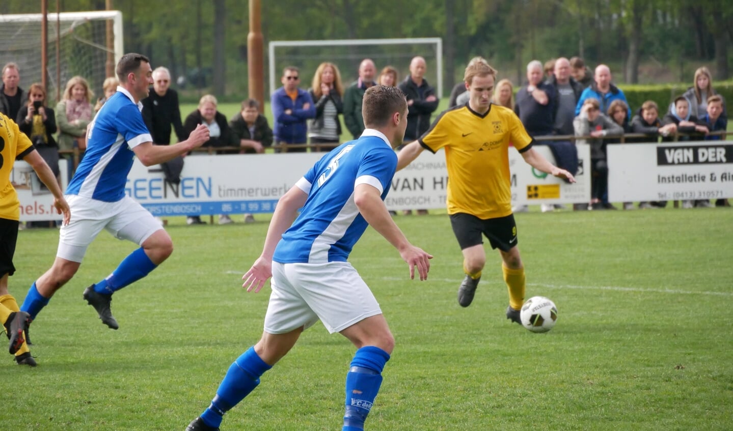 Vorstenbossche Boys - FC de Rakt. (Foto: Leon Voskamp)