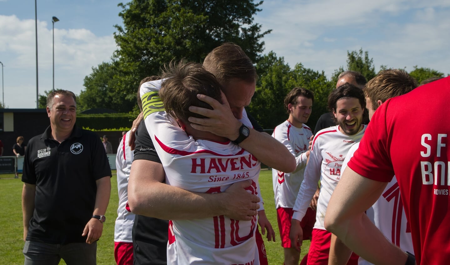 Volharding is kampioen van de tweede klasse F.