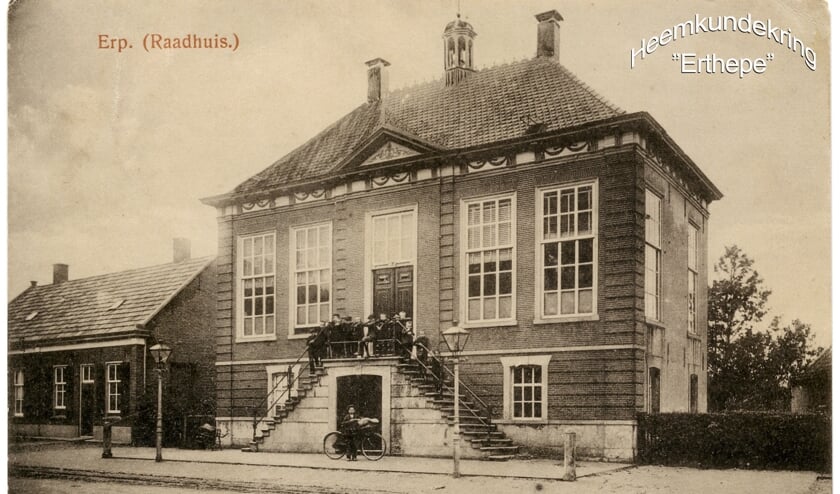 <p>Actieve leden van Erthepe slaagden er in het Raadhuis uit te bouwen tot h&eacute;t erfgoedhuis van Erp, Boerdonk en Keldonk. </p>  