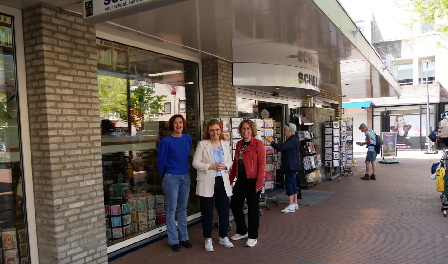 Ellen Rooijackers, Annemarie Schellen en Janneke van Haaren.