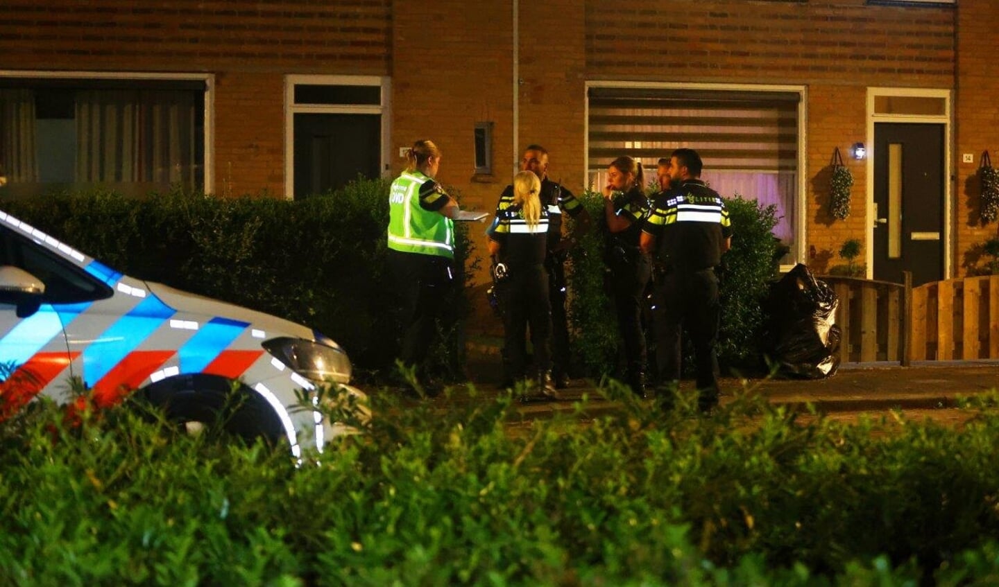 Man zwaargewond bij steekpartij in de omgeving van de Niehoffstraat in Den Bosch.