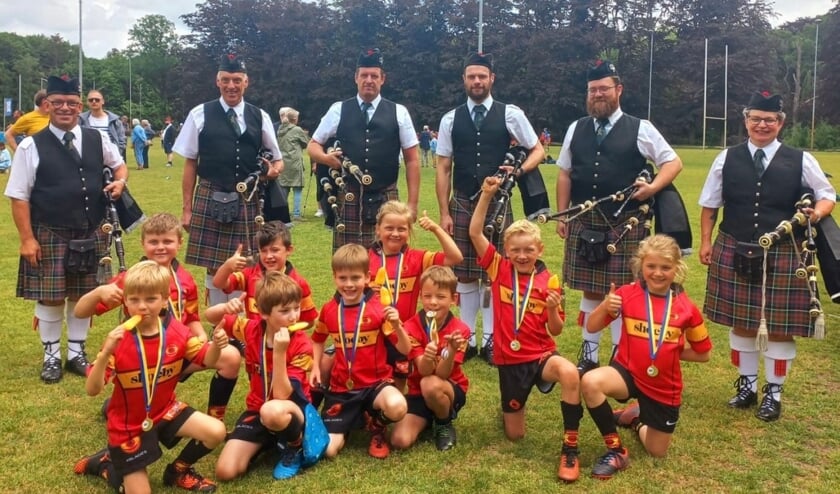Als kers op de cupcakes gaven de Dutch Pipers en Drums een indrukwerkkende show.