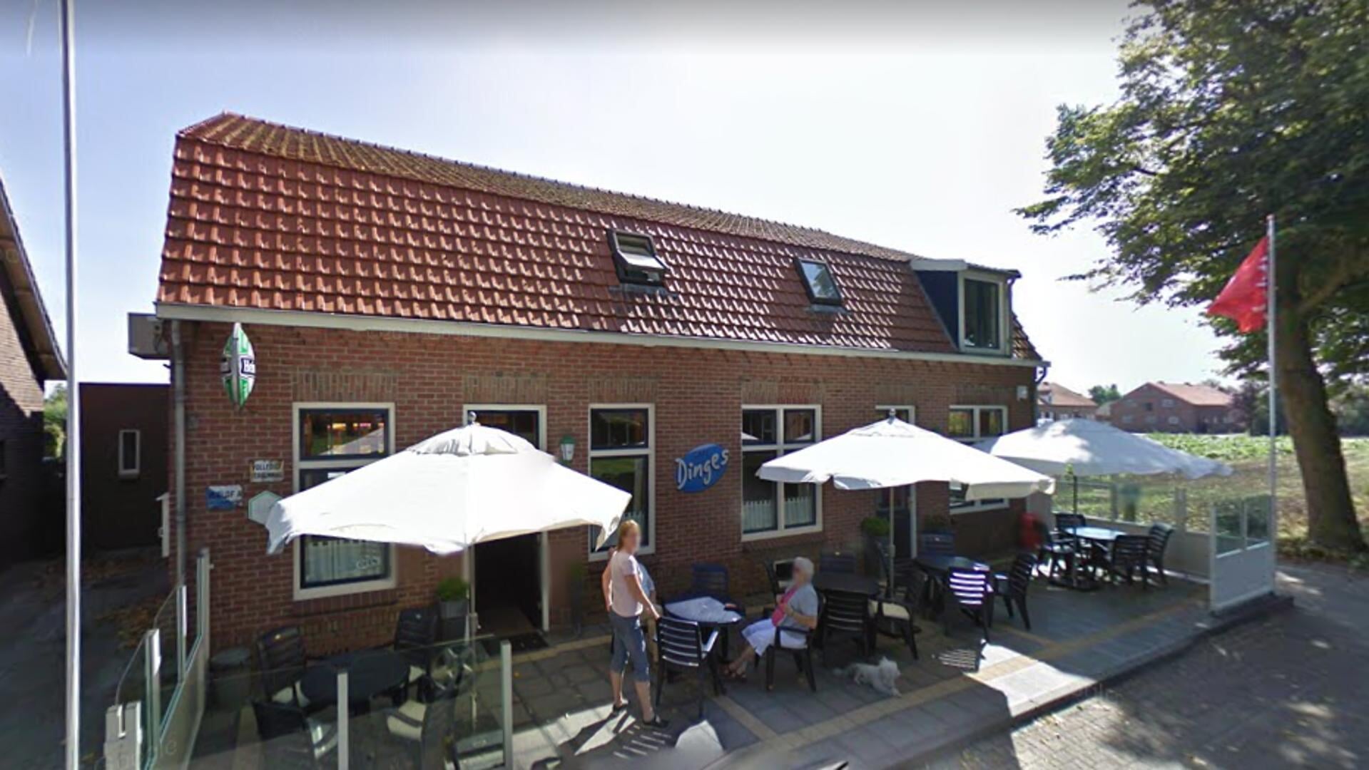 De penning werd uitgereikt in Café Dinges in Westerbeek