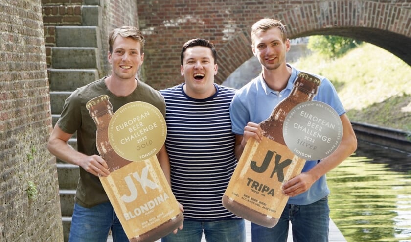 De drie trotse brouwers achter Jake’s Beer. Op de foto van links naar rechts Jan, Didier en Kees.  