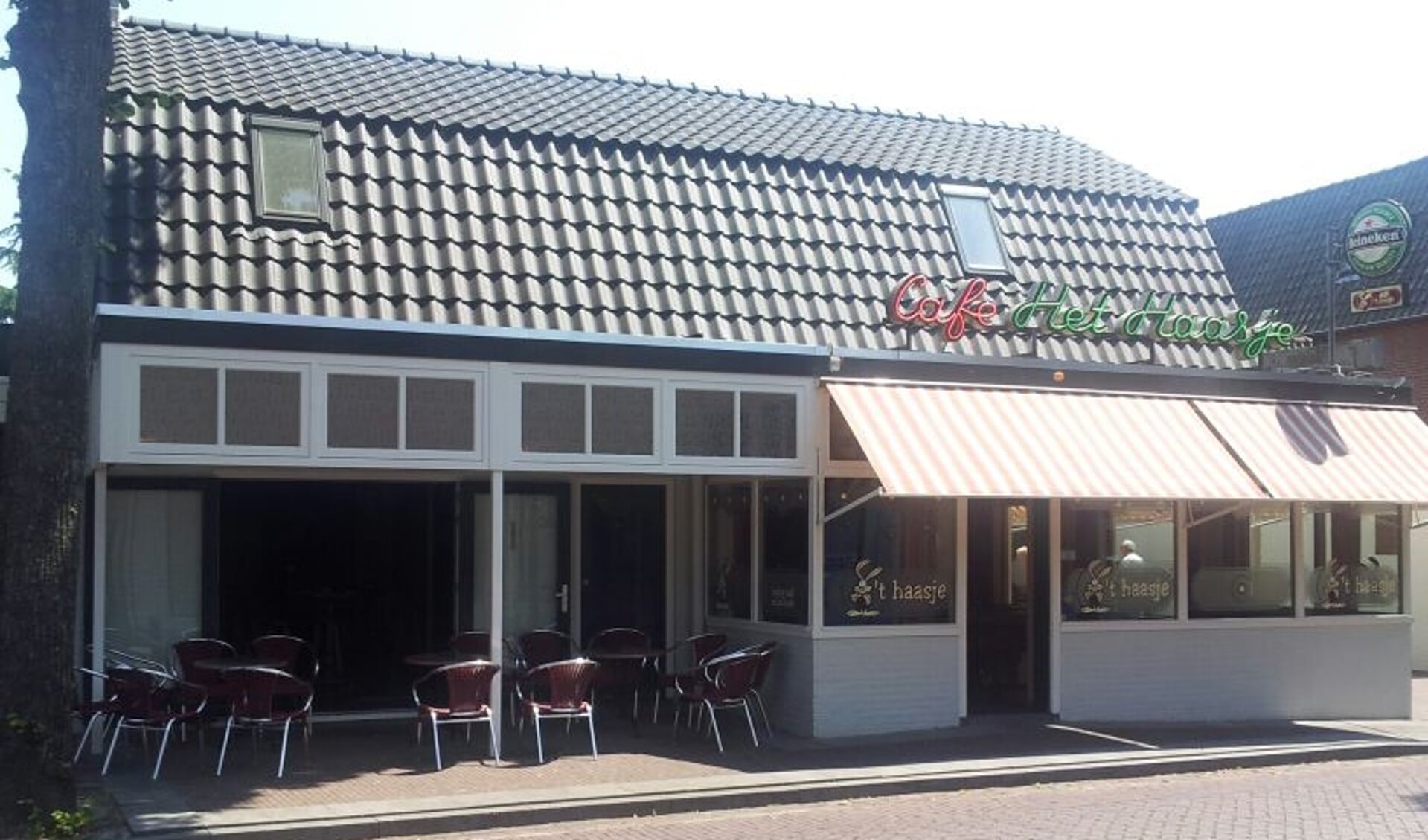 Café-zaal 't Haasje in Geffen staat te koop.