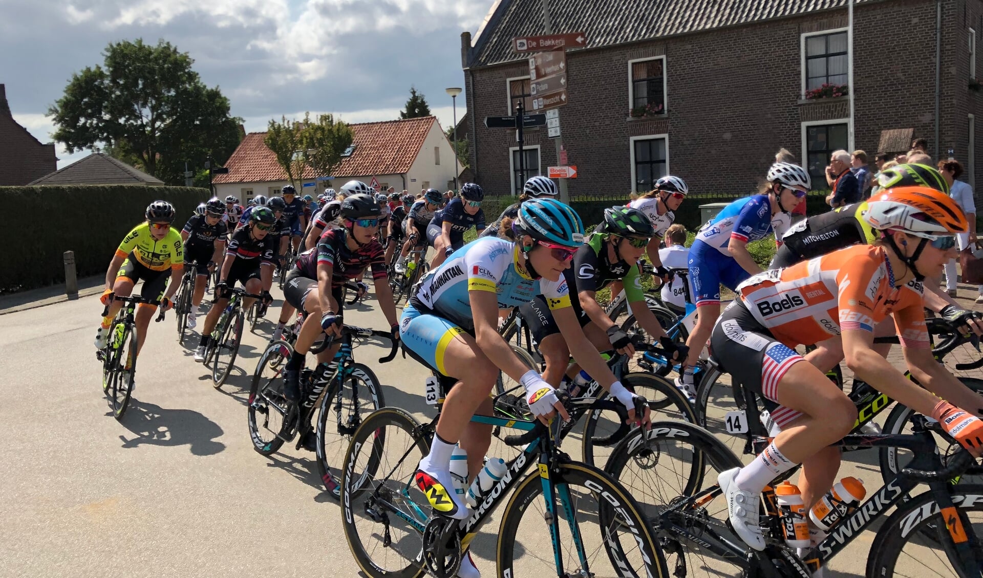 De Ladies Tour reed in de editie van 2018 in ook de gemeente Bergen.