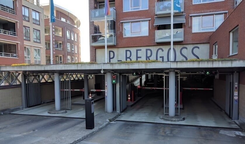 De ingang van parkeergarage Bergoss.  