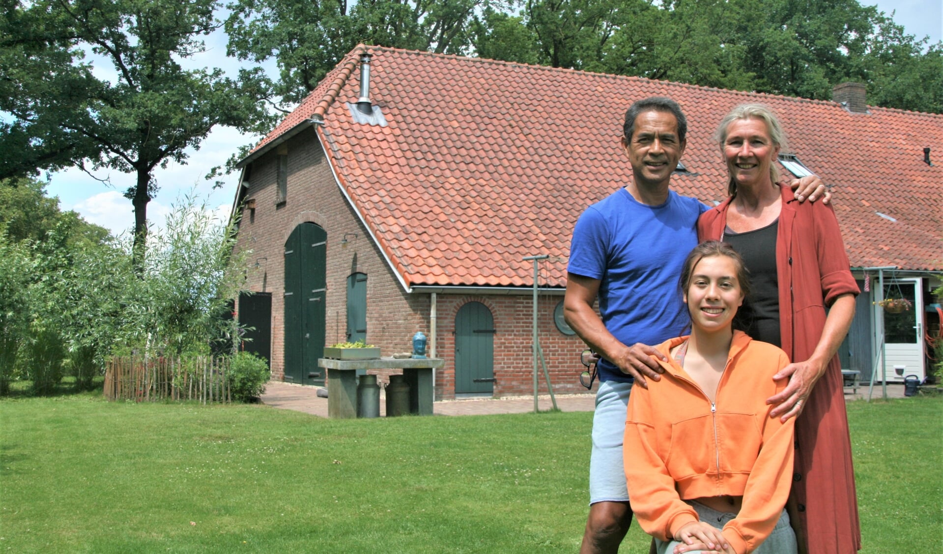 Guus, Wendy en Noortje wonen op de boerderij Ons Buitenleven in Keldonk.