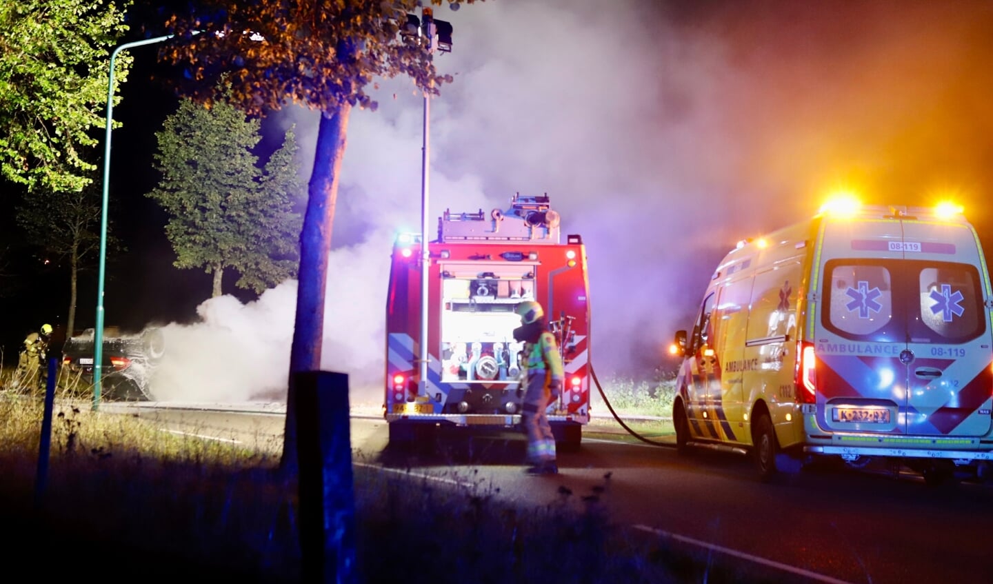De hulpdiensten zijn ter plaatse gekomen.